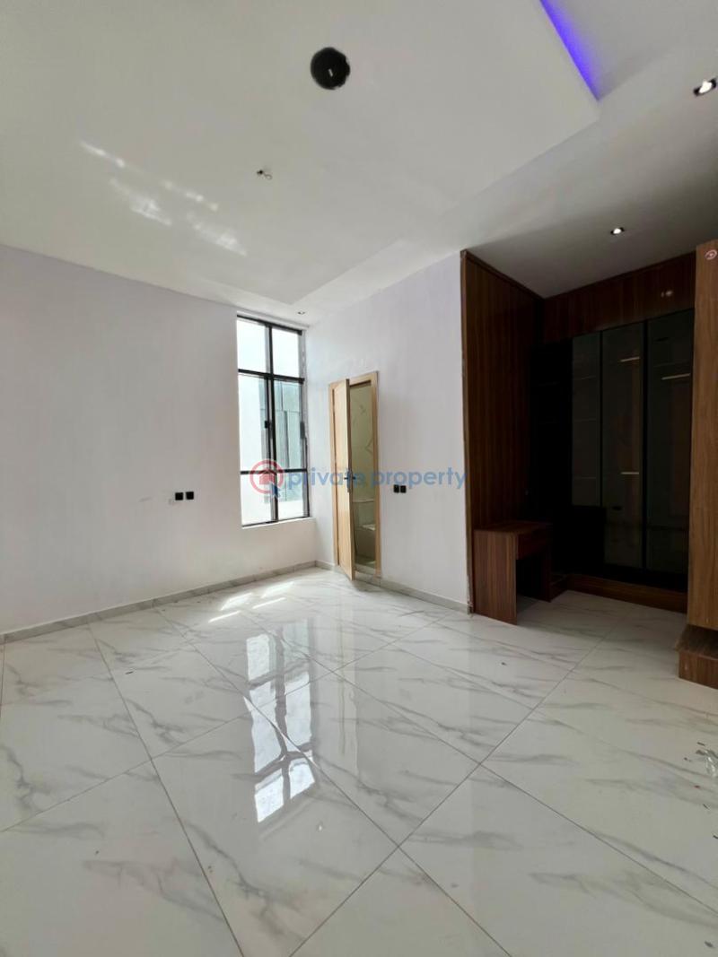 5 bedroom Detached Duplex For Sale Chevron Drive Lekki Lagos - 3