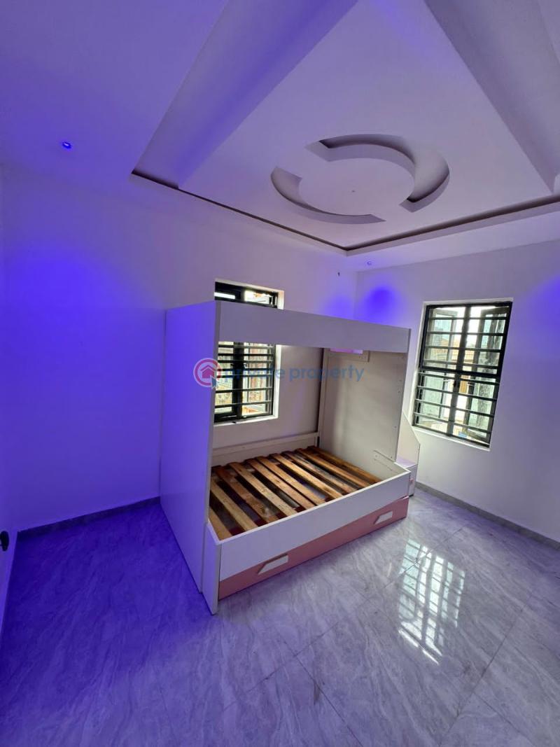 3 bedroom Flat & Apartment For Sale Ogba Lagos - 7