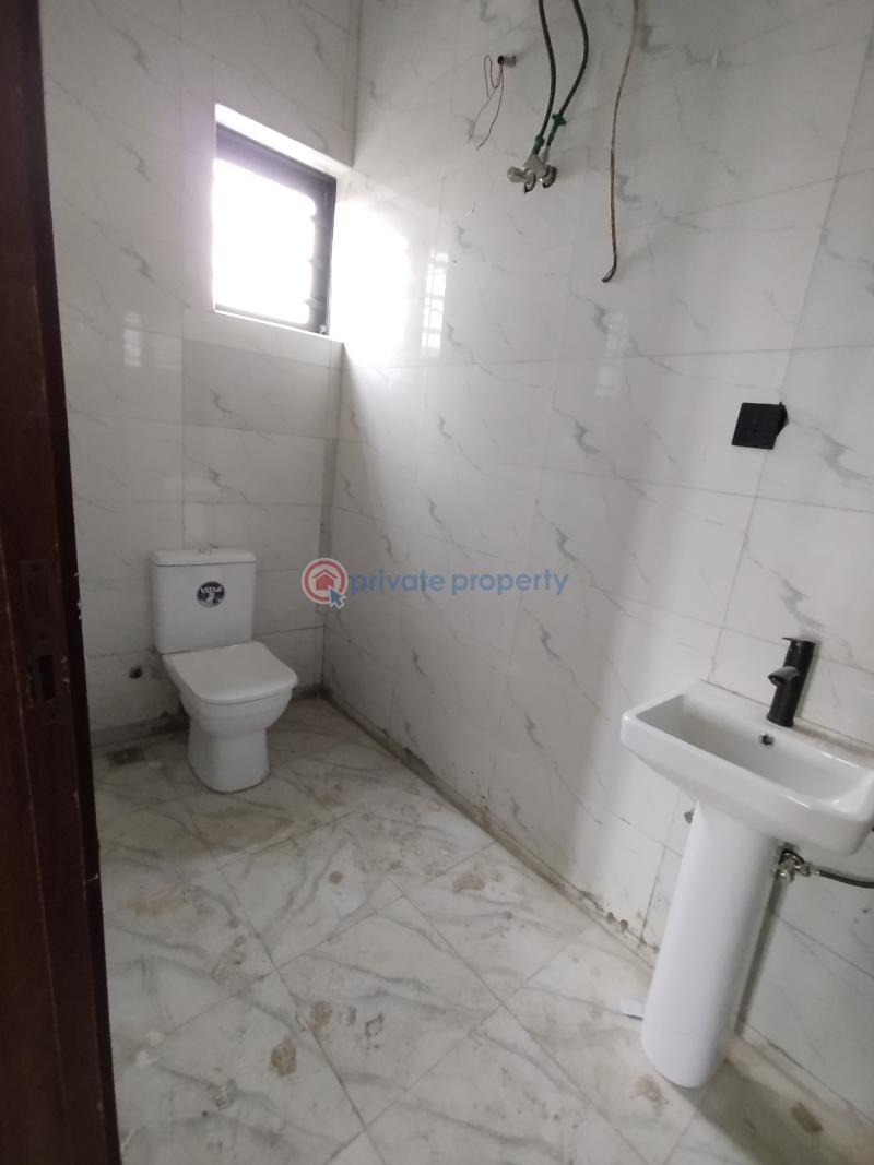 4 bedroom Semi detached Duplex For Sale Maryland Lagos - 14