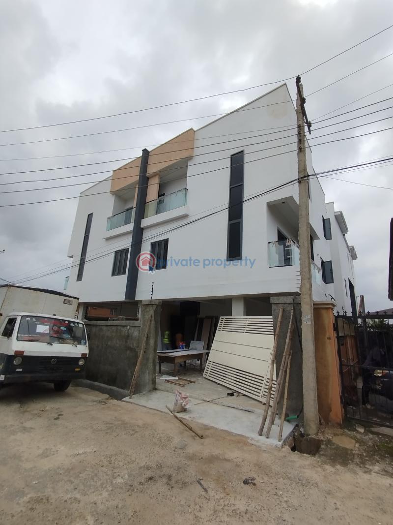 4 bedroom Semi detached Duplex For Sale Maryland Lagos - 1