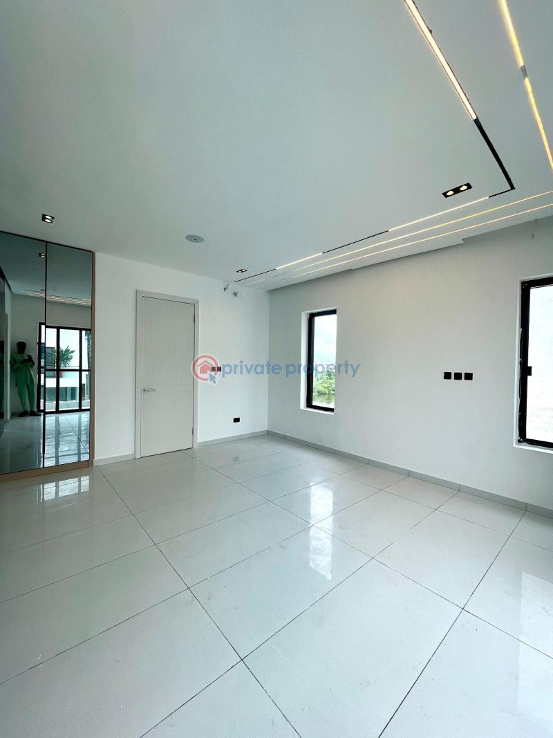 4 bedroom Semi detached Duplex For Sale Second Toll Gate Chevron Drive Lekki Lagos - 10