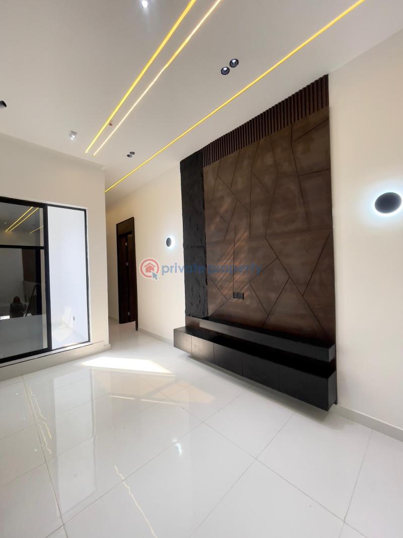 5 bedroom Detached Duplex For Sale Chevron Drive Lekki Lagos - 19