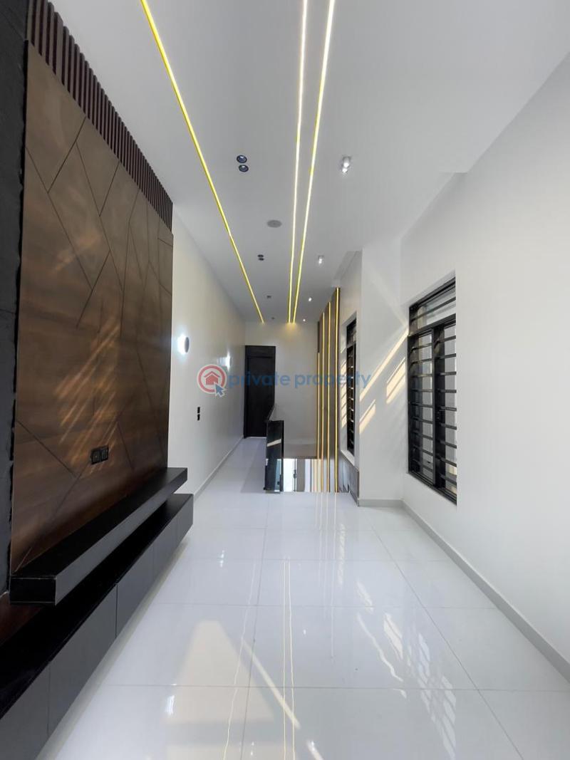 5 bedroom Detached Duplex For Sale Chevron Drive Lekki Lagos - 14