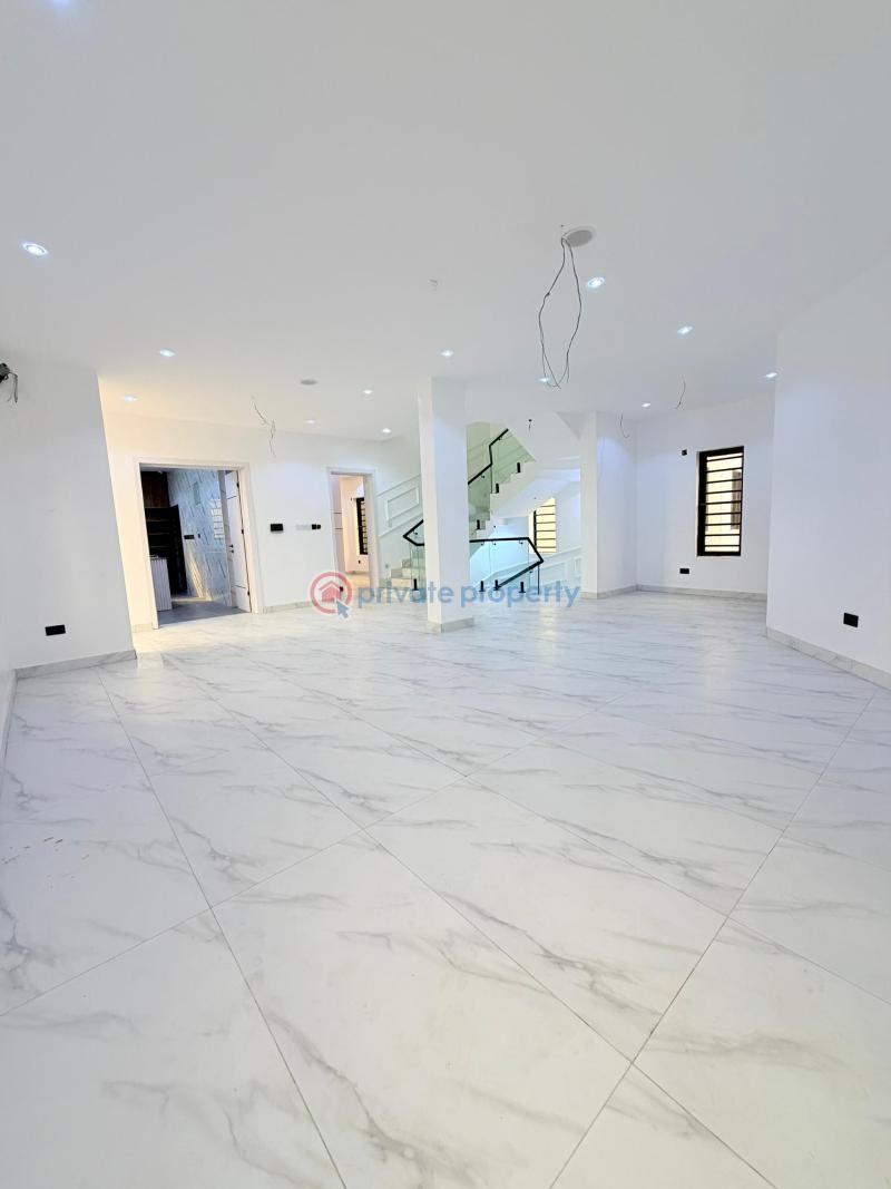 5 bedroom Detached Duplex For Sale Omole Phase 1 Ojodu Lagos - 1