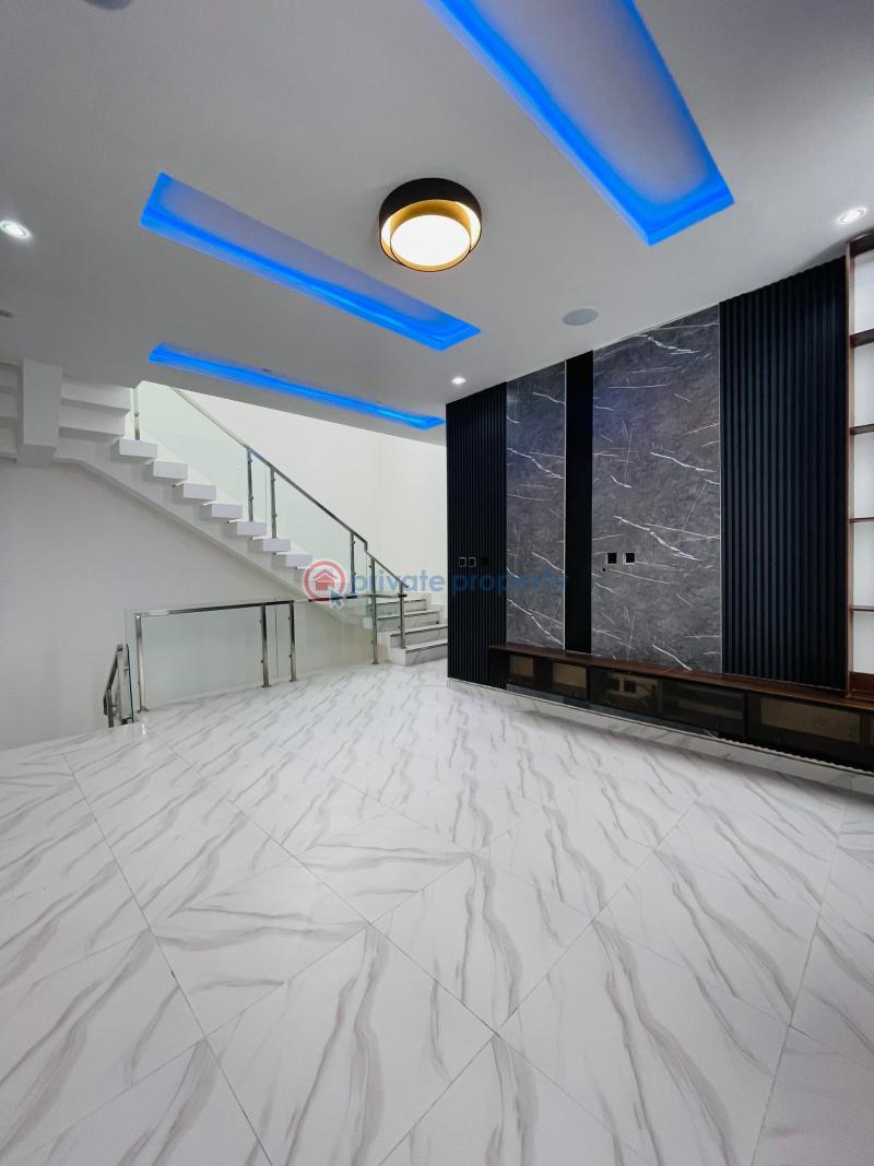 5 bedroom Detached Duplex For Sale Chevron Drive Lekki Lagos - 7