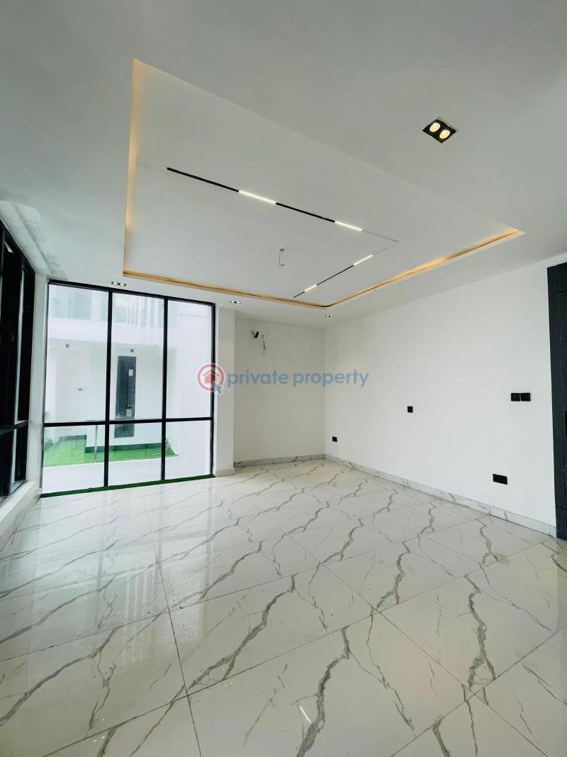 5 bedroom Detached Duplex For Sale Chevron Drive Lekki Lagos - 1