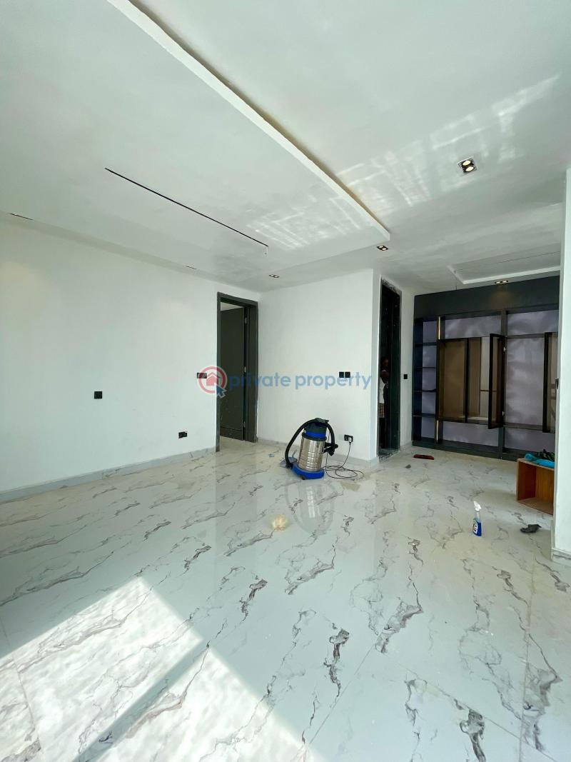 5 bedroom House For Sale Chevron Drive Lekki Lagos - 5