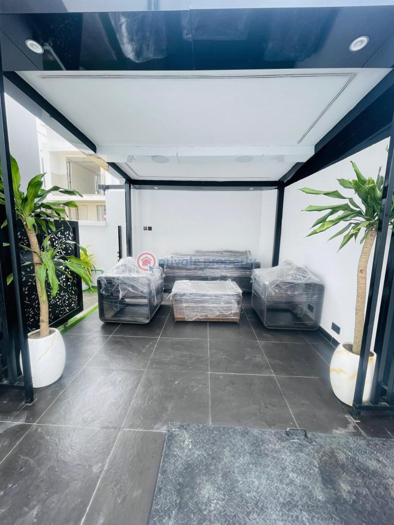 5 bedroom Detached Duplex For Sale Chevron Drive Lekki Lagos - 1
