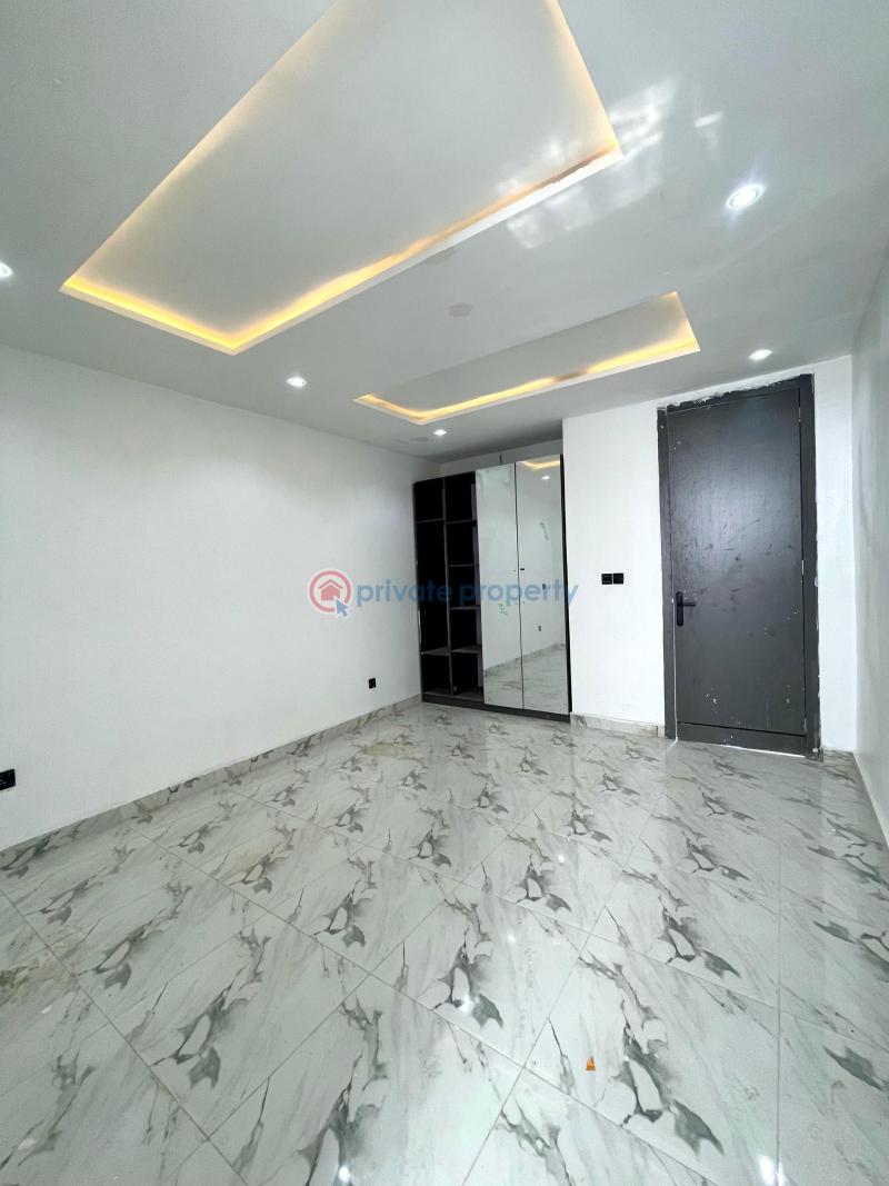 5 bedroom House For Sale Chevron Drive Lekki Lagos - 10