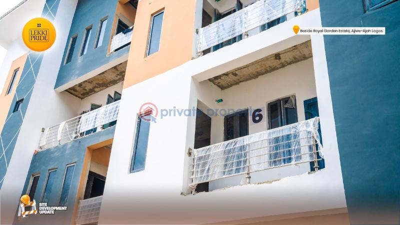 1 bedroom Block Of Flats For Sale Neighbourhood* Eti Osa Maternal And Child Care Center Ajiwe Police Station Agofure Motors Conoil Filling Station God Is God Motor Park Royal Garden Estate Ajiwe Ajah Lagos - 3