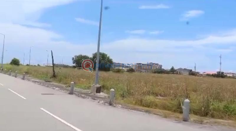 4 bedroom Residential Land For Sale Chevron Drive Lekki Lagos - 3