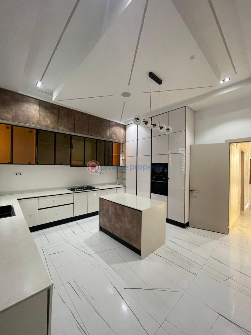 5 bedroom Detached Duplex For Sale Chevron Drive Lekki Lagos - 3