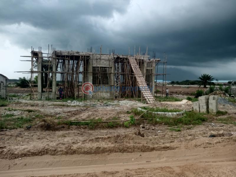 Mixed use Land For Sale Monarch Residence Directly Facing Road,emuren Ikorodu Lagos - 0