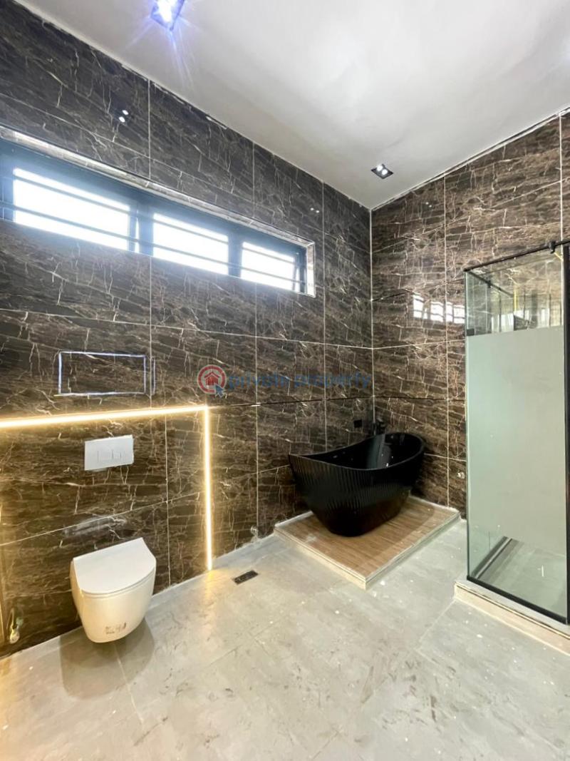 5 bedroom Detached Duplex For Sale Second Toll Gate Chevron Drive Lekki Lagos - 11