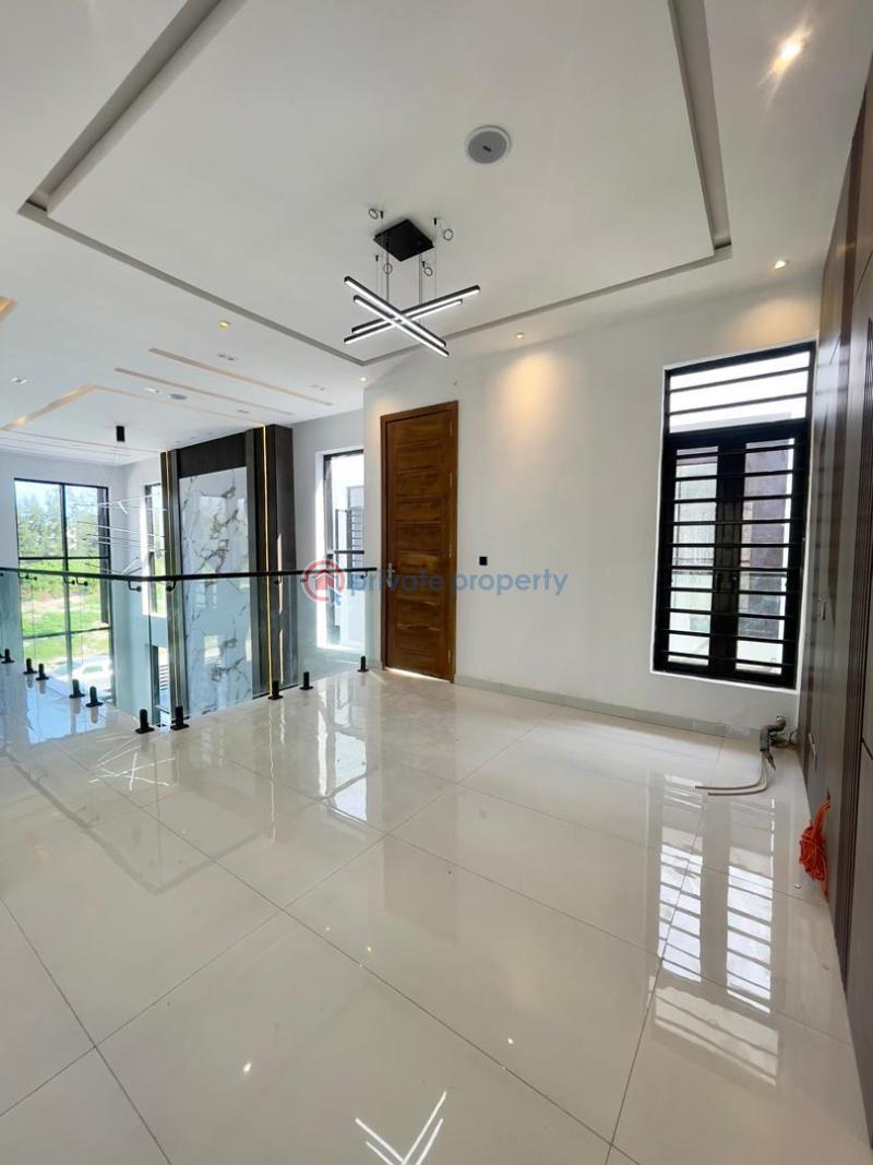 5 bedroom Detached Duplex For Sale Lekki County Ikota Lekki Lagos - 9