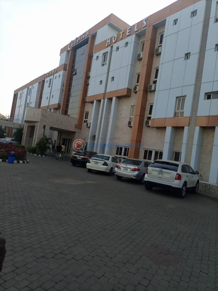 Hostel For Sale Ebitu Ukiwe Street / Jabi Abuja Jabi Abuja Phase 2 