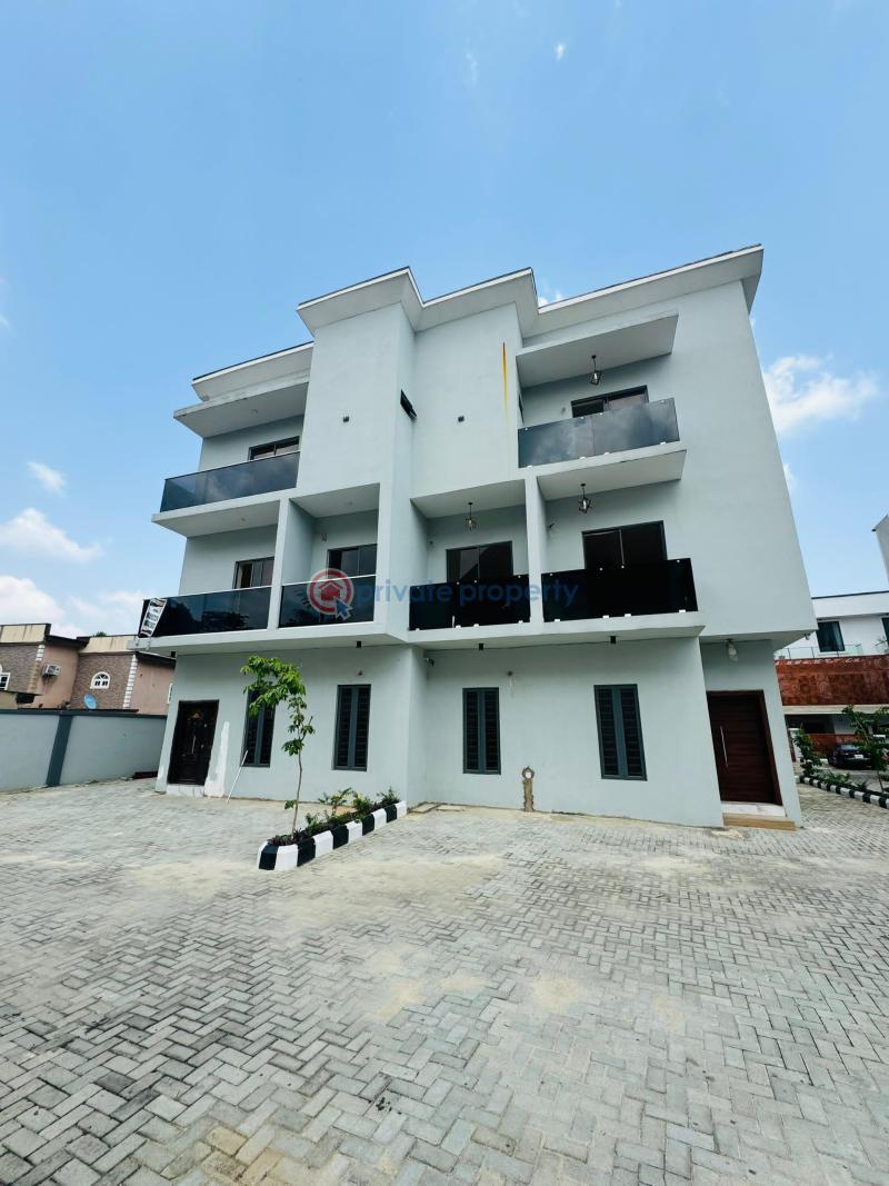 4 bedroom Semi detached Duplex For Sale Maryland Lagos - 0