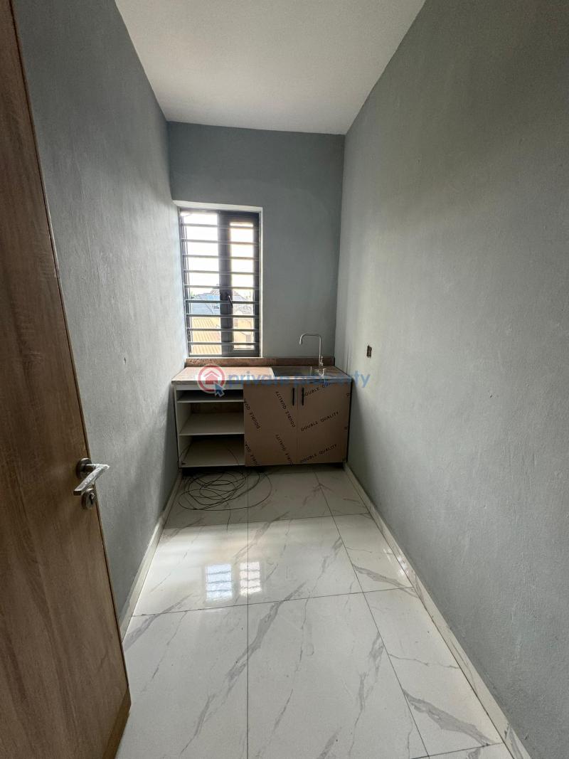 4 bedroom Semi detached Duplex For Sale Anthony Village Maryland Lagos - 5