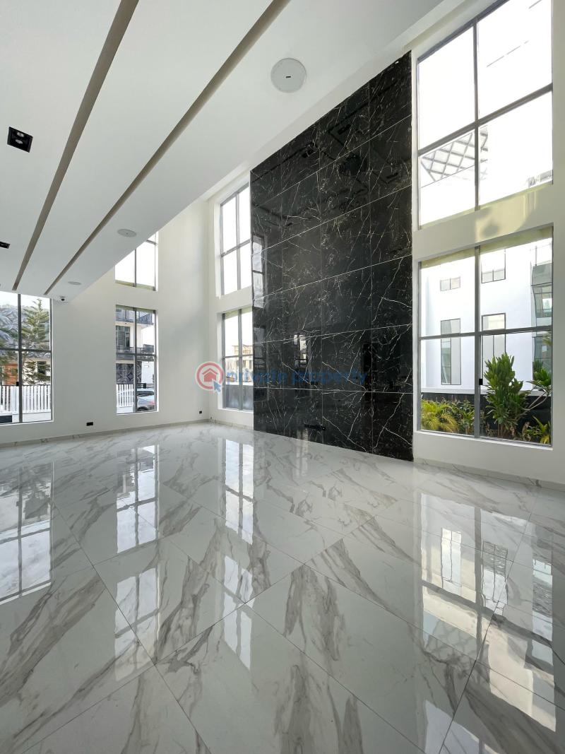 Grande 5 bedroom detached home on two floors - 4 5 bedroom Detached Duplex For Sale Osapa Lekki Lagos - 4