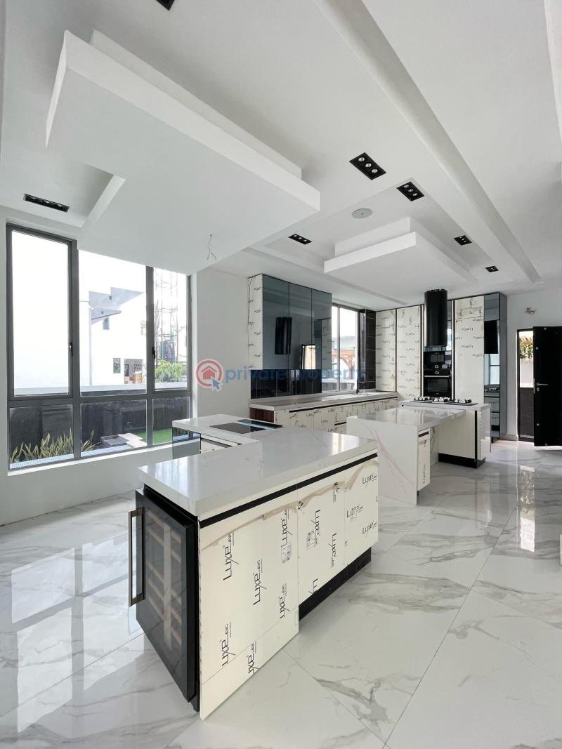 Grande 5 bedroom detached home on two floors - 9 5 bedroom Detached Duplex For Sale Osapa Lekki Lagos - 9