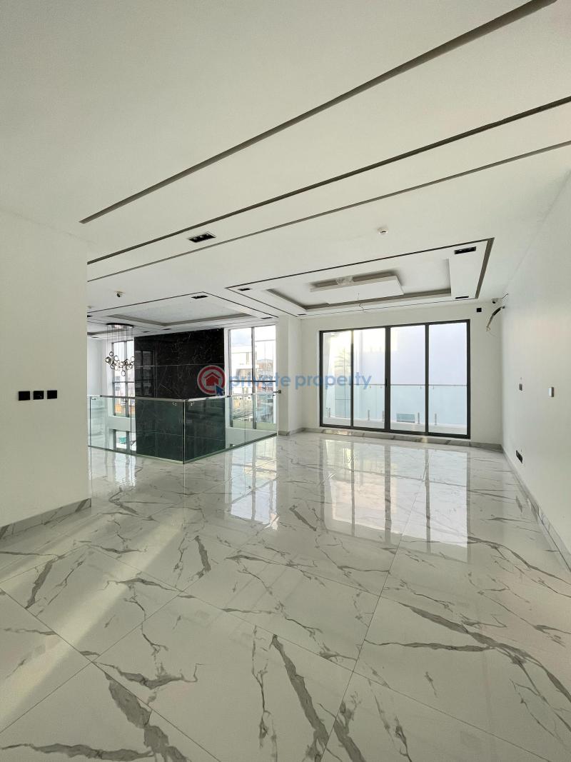 Grande 5 bedroom detached home on two floors - 17 5 bedroom Detached Duplex For Sale Osapa Lekki Lagos - 17