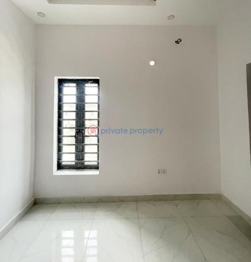 6 bedroom Townhouse For Sale Secure Estate At Orchid Road Lekki Lekki Expressway Lagos - 5