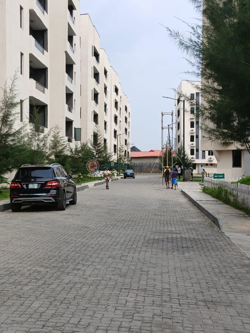 3 bedroom Block Of Flats For Rent Water Front Estate Beside Magodo Phase 1, Isheri Lagos Magodo GRA Phase 1 Ojodu Lagos - 17