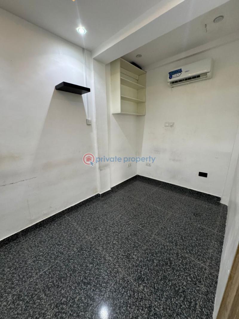 Ground floor shop/office space - 4 Shop For Rent Lekki Phase 1 Lagos - 4