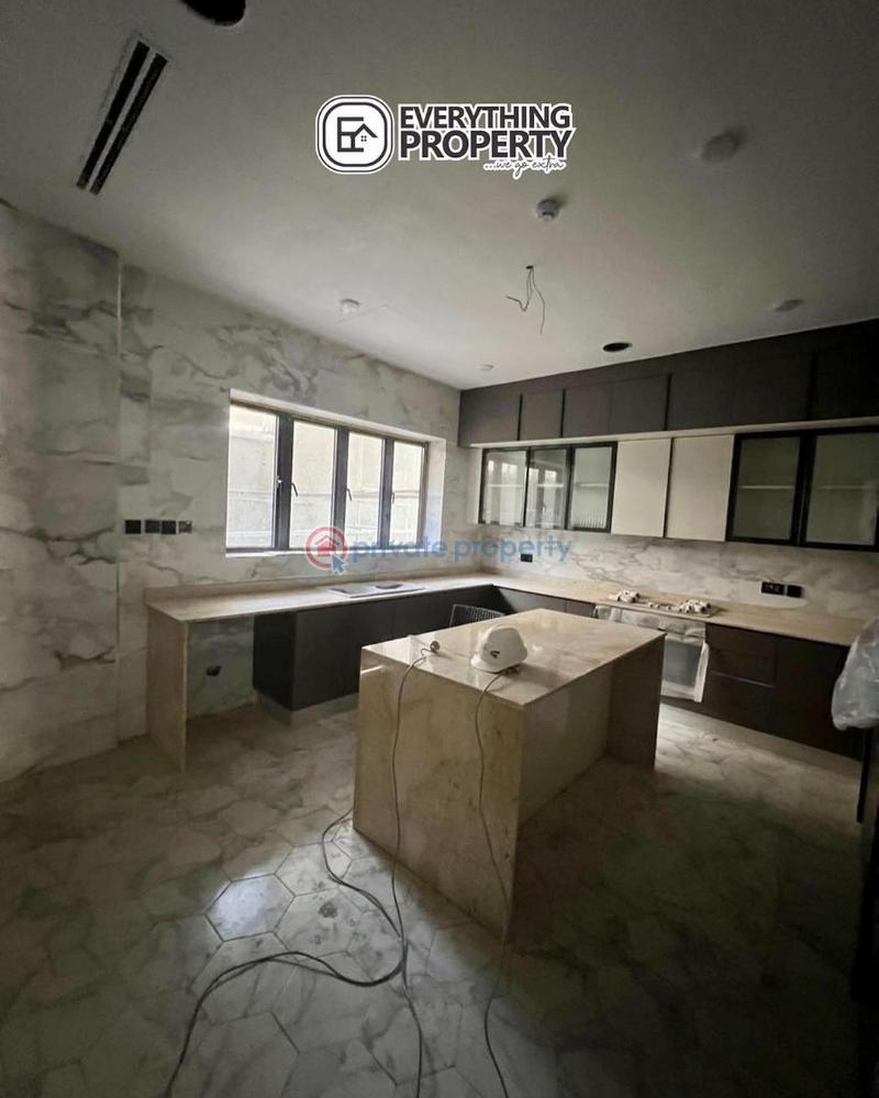 6 bedroom Duplex For Sale Guzape Abuja Phase 1  - 8