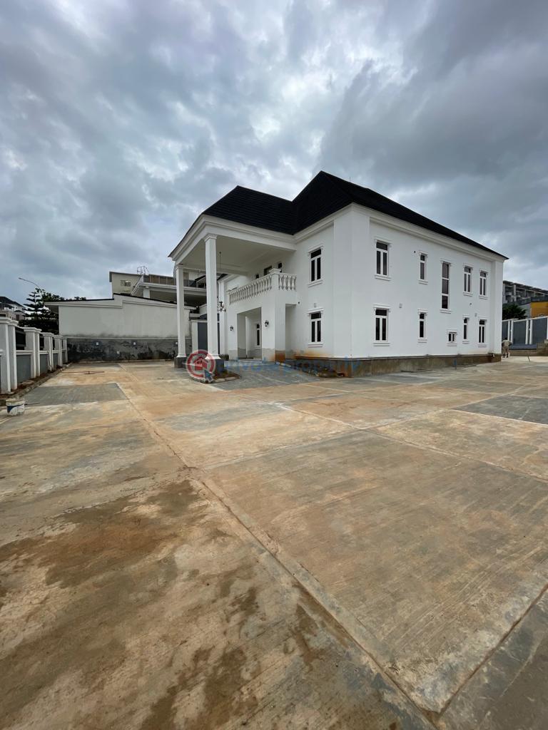 6 bedroom Duplex For Sale Guzape Abuja Phase 1  - 2