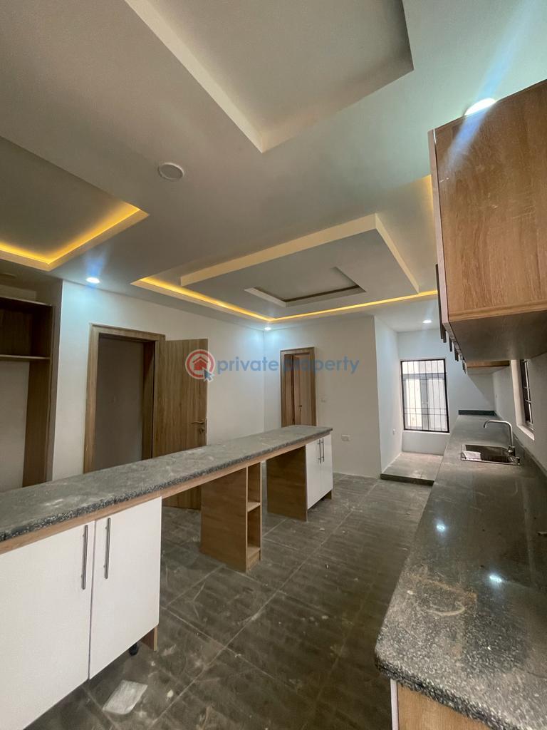 6 bedroom Duplex For Sale Guzape Abuja Phase 1  - 13