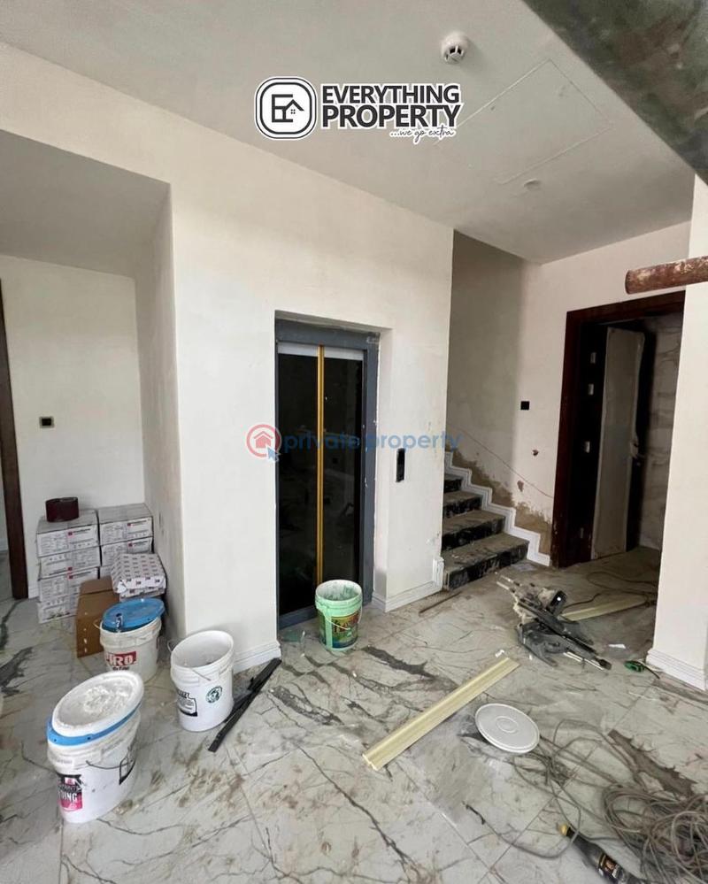 6 bedroom Duplex For Sale Guzape Abuja Phase 1  - 1