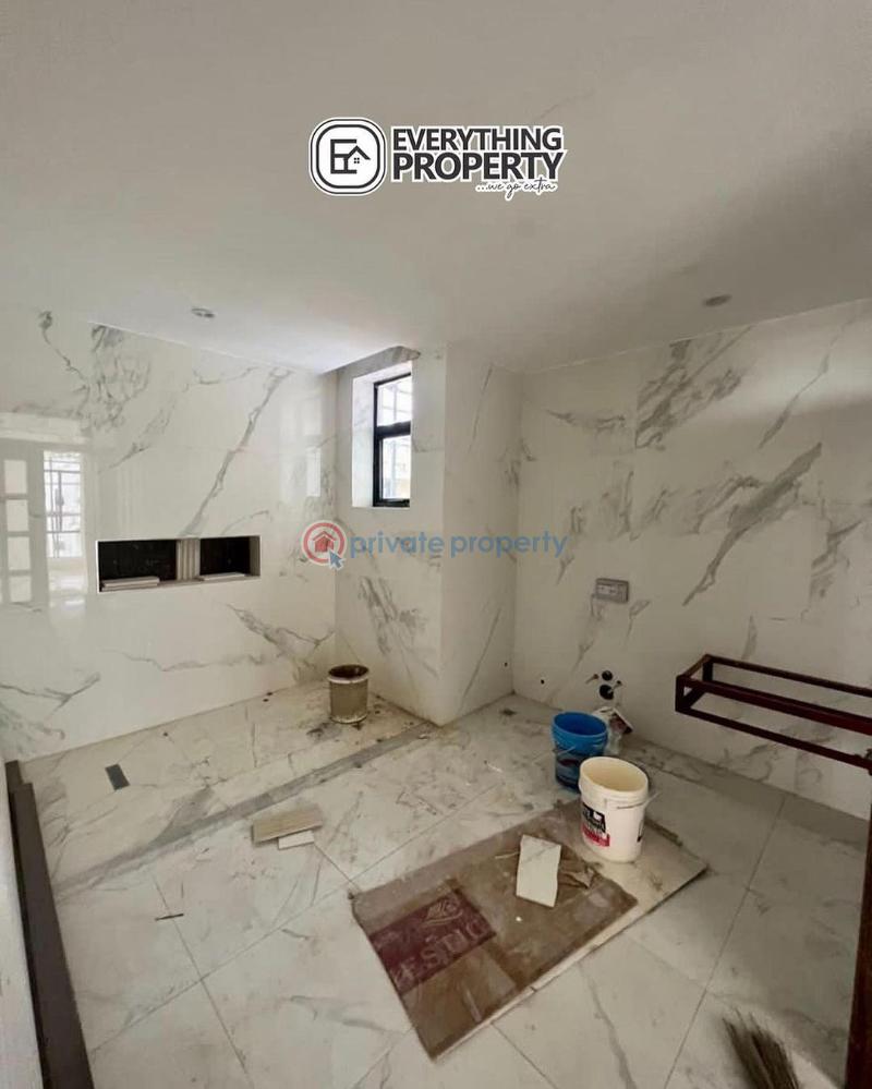 6 bedroom Duplex For Sale Guzape Abuja Phase 1  - 2