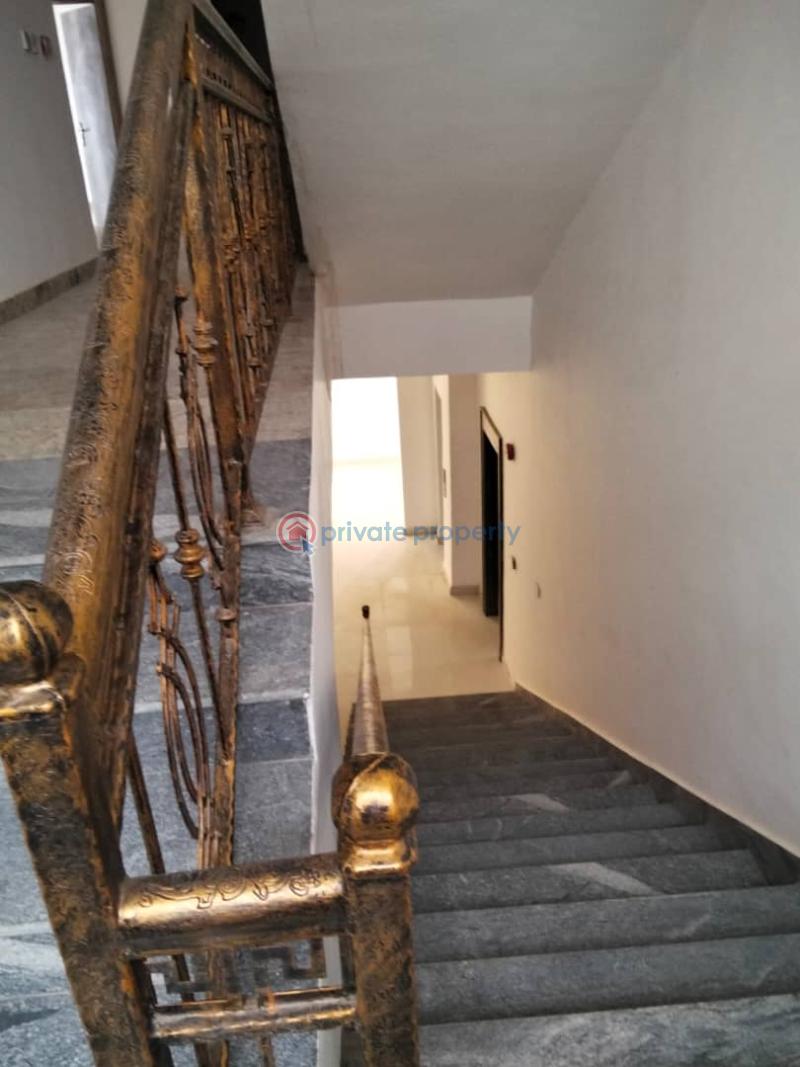 7 bedroom House For Sale Guzape Abuja Phase 1  - 10