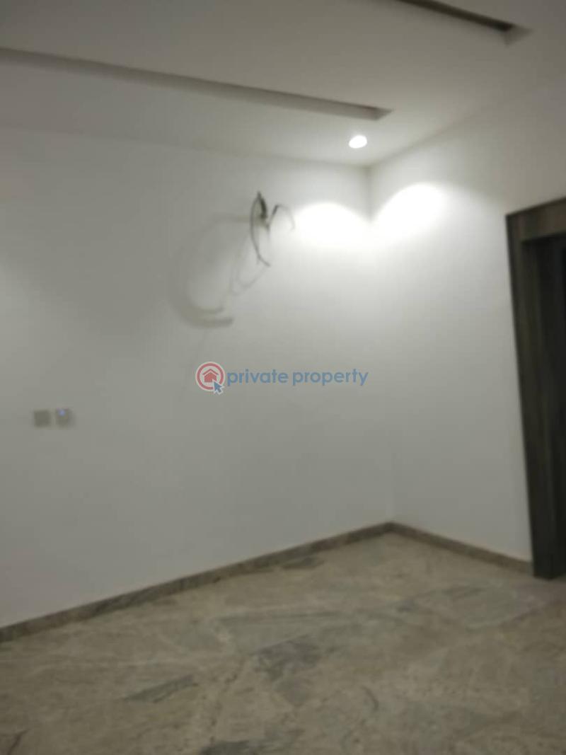 7 bedroom House For Sale Guzape Abuja Phase 1  - 4