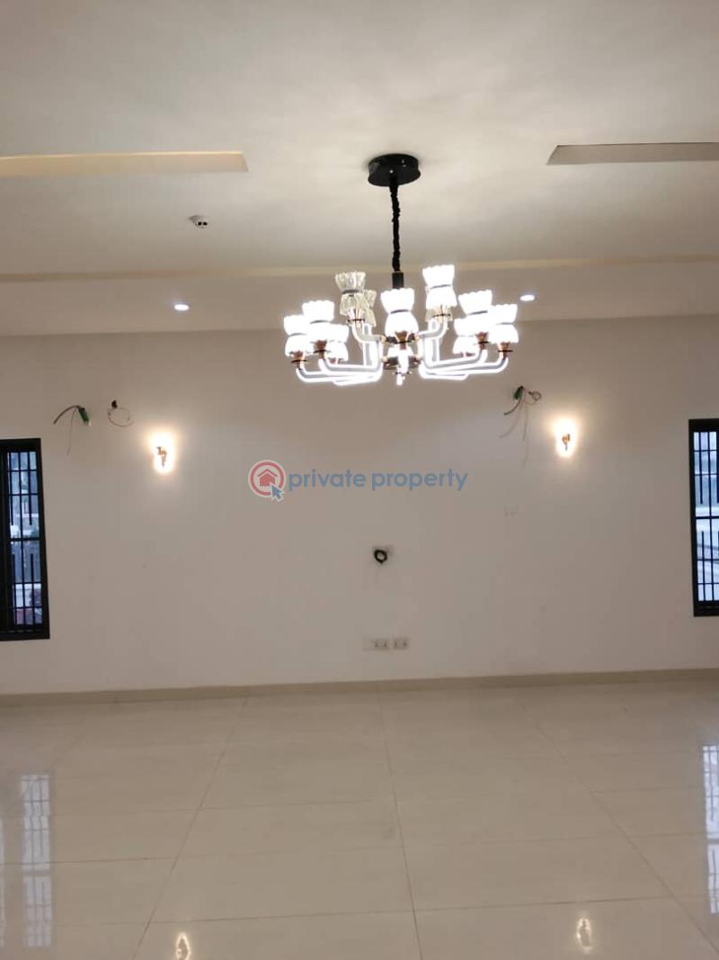 7 bedroom House For Sale Guzape Abuja Phase 1  - 6