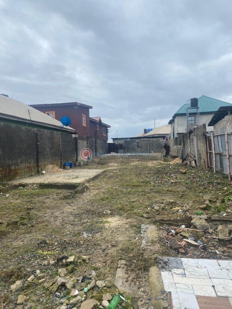 Half plot of dry land at ajah - 400sqm - 1 Residential Land For Sale Badore Ajah Lagos - 1