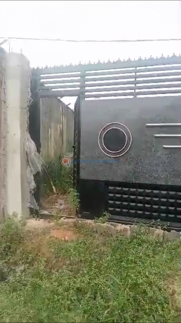 Commercial Land For Sale Cool And Serene Environment Ogun Ogun area  - 0