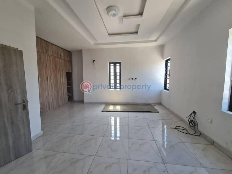 Hamspshire home - 6 4 bedroom Terrace For Sale Atlantic Nominee Estate Abraham Adesanya Ajah Lagos - 6