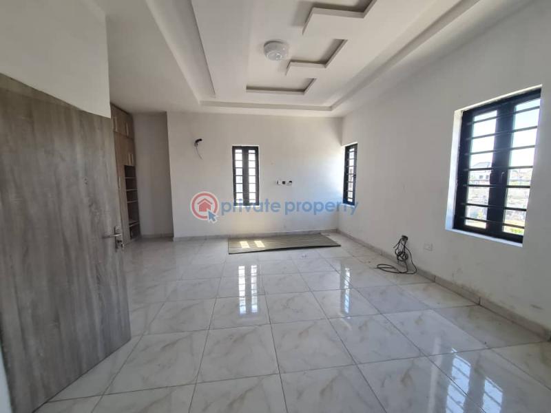 Hamspshire home - 8 4 bedroom Terrace For Sale Atlantic Nominee Estate Abraham Adesanya Ajah Lagos - 8