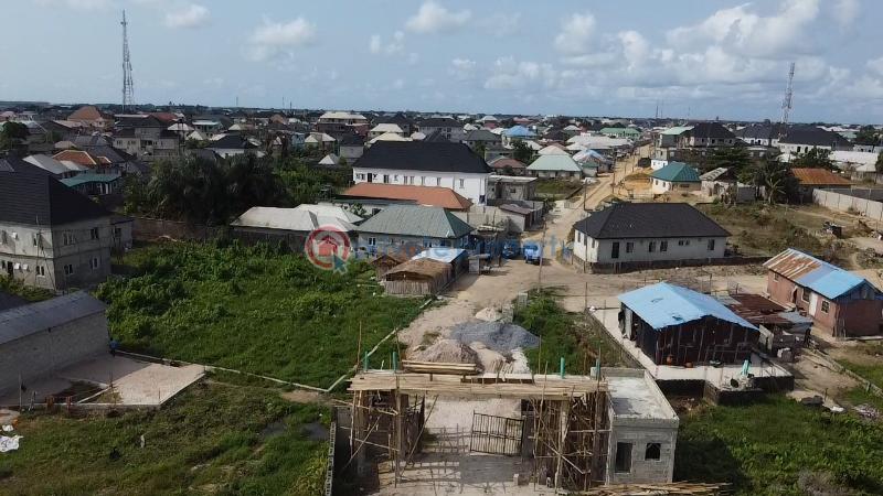 Land For Sale Bogije Opposite Beechwood Estate Eputu Ibeju-Lekki Lagos - 1