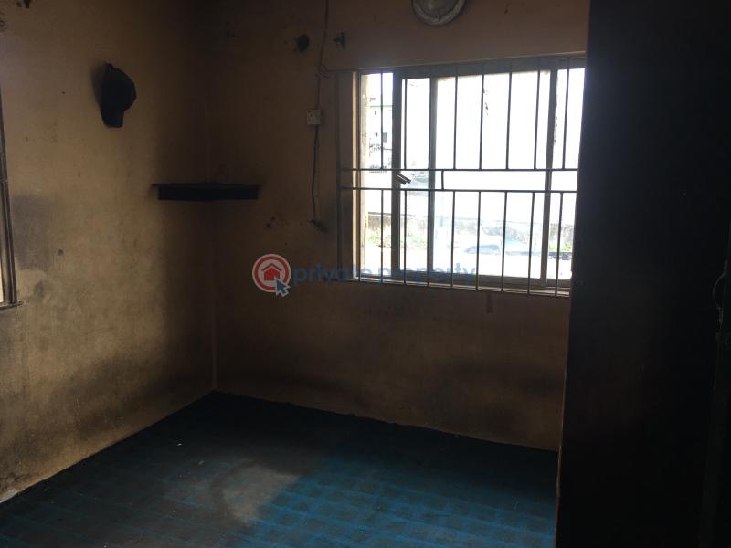 4 bedroom Office For Rent Beach Road Ebute Ebute Ikorodu Lagos - 2