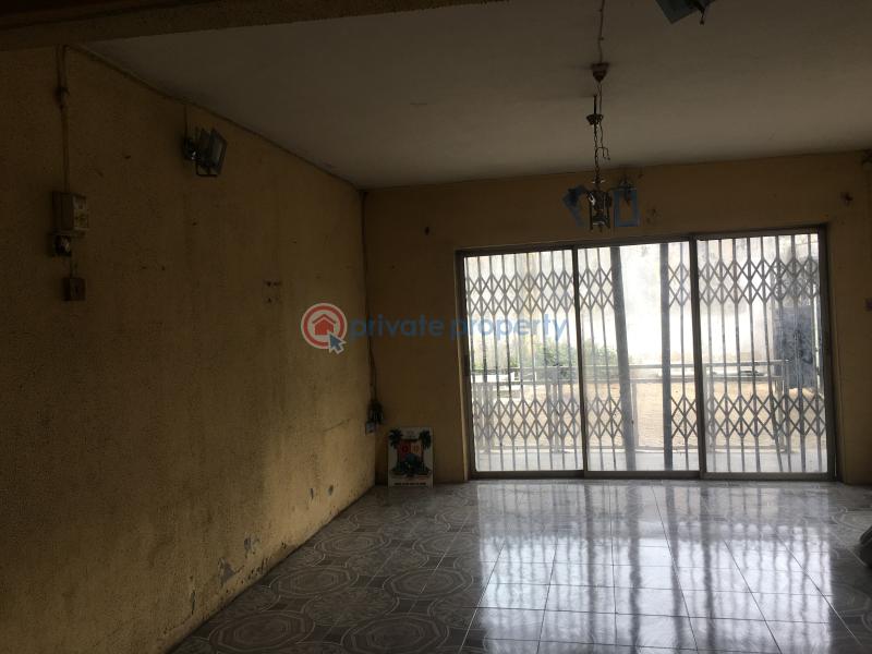 4 bedroom Office For Rent Beach Road Ebute Ebute Ikorodu Lagos - 1