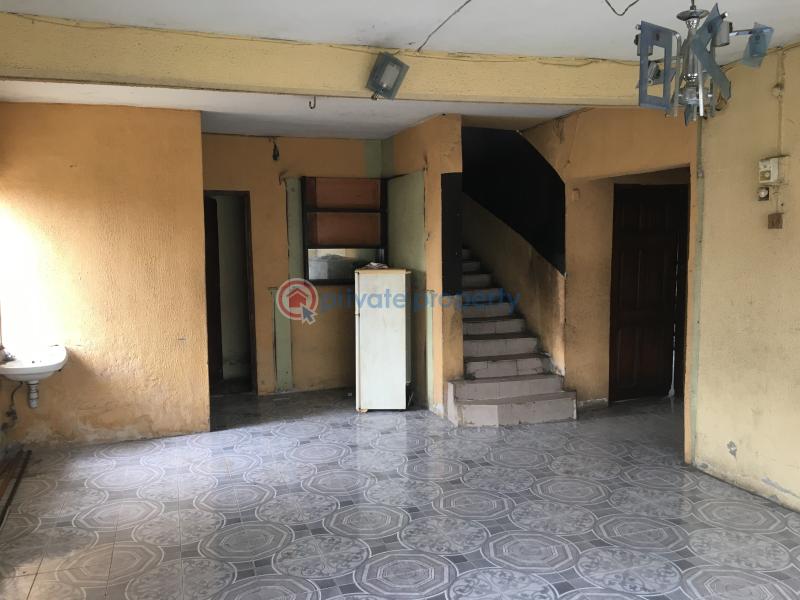 4 bedroom Office For Rent Beach Road Ebute Ebute Ikorodu Lagos - 9