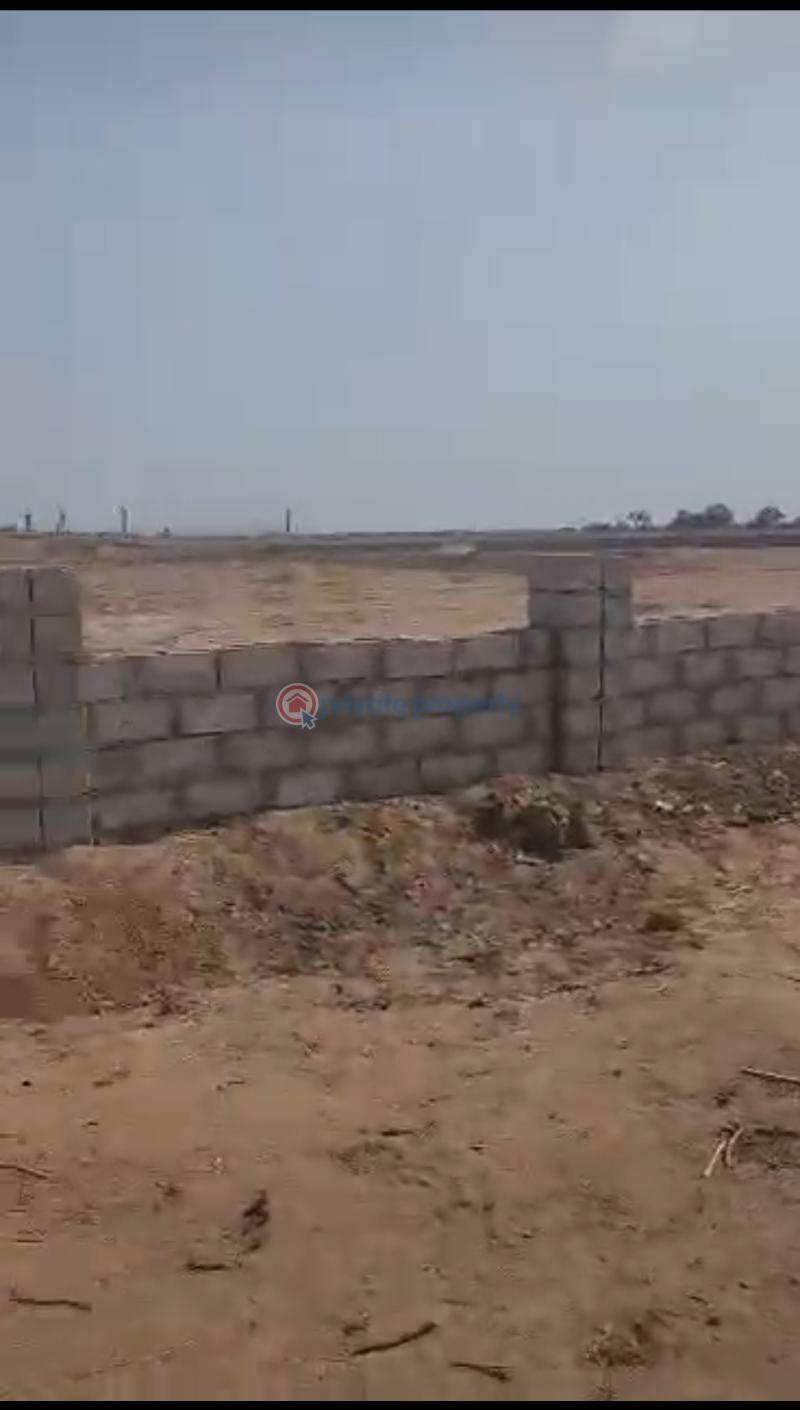 Residential Land For Sale Crd Lugbe / By Federal Housing Lugbe / By Glory Dome Church Lugbe Abuja Phase 4  - 3