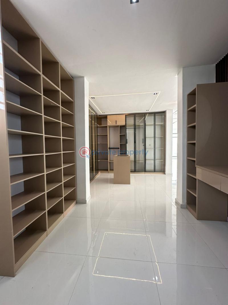 6 bedroom Duplex For Sale Chevron Drive Lekki Lagos - 0