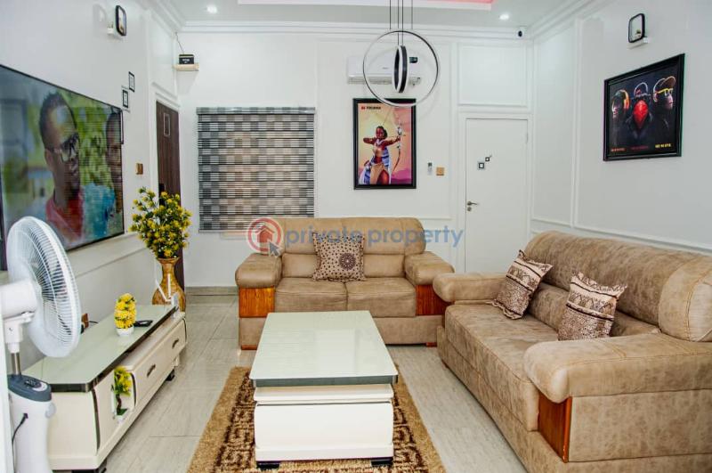 2 bedroom Short Stay Short let Flat 2, House 2. Inspire Home Estate. No 2, Munzali Jibril Street, Nepa Junction,apo Dutse, Abuja, Fct. Dutse Abuja Phase 2  - 2