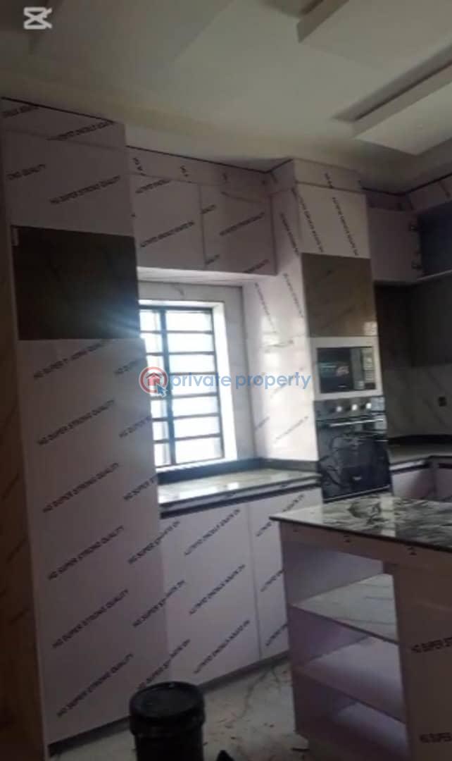 5 bedroom Detached Duplex For Sale Close To Independence Layout Goverment House Enugu Area  - 9