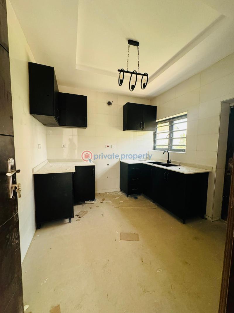 4 bedroom Semi detached Duplex For Sale Ogudu Lagos - 9