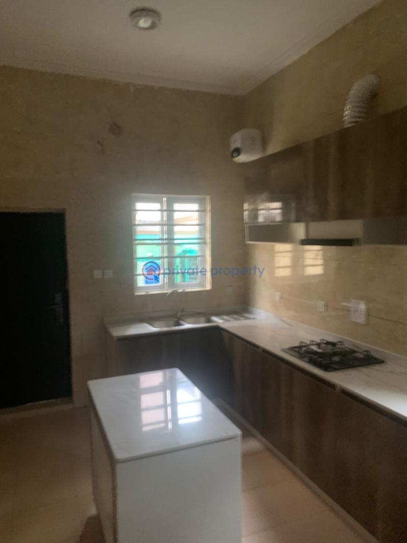 4 bedroom Semi detached Duplex For Rent Ologolo Bustop Lekki Phase 1 Lagos - 4